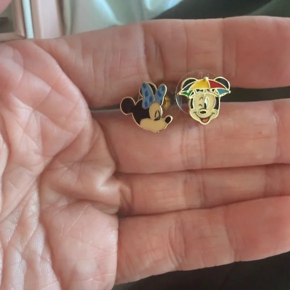 Disney baublebar earrings- - Picture 6 of 13